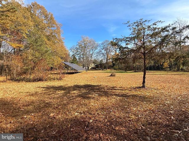 1545 E BUCKSHUTEM RD, Millville, NJ 08332