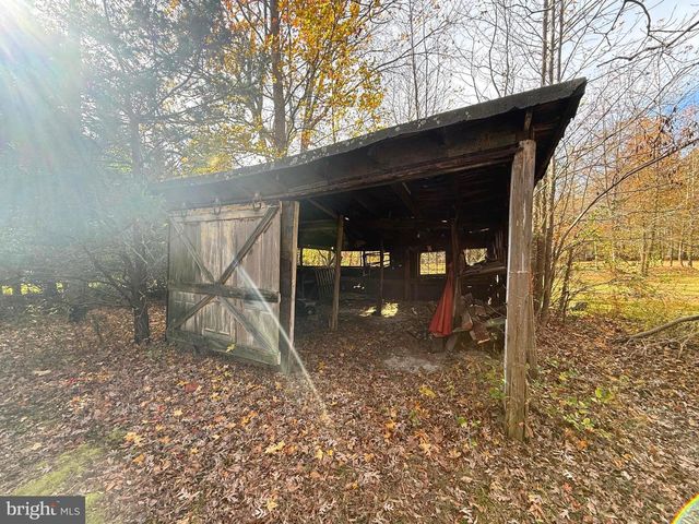 1545 E BUCKSHUTEM RD, Millville, NJ 08332