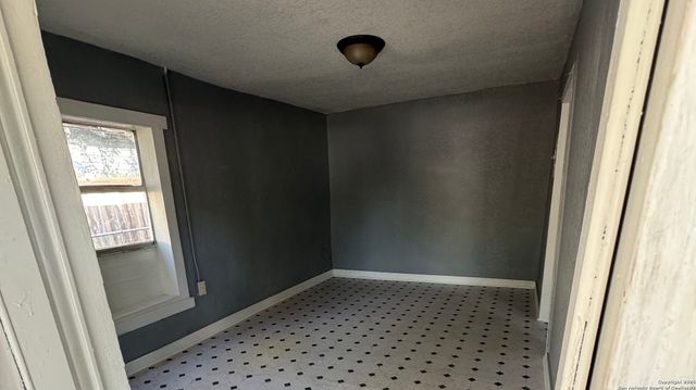 1722 Arbor, San Antonio, TX 78207