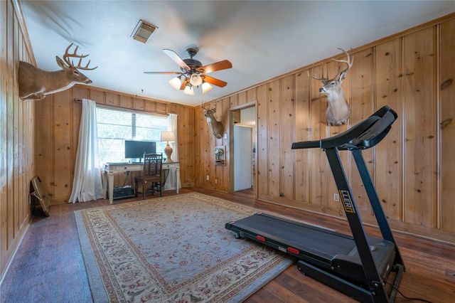 1733 Creek Drive, Houston, TX 77055