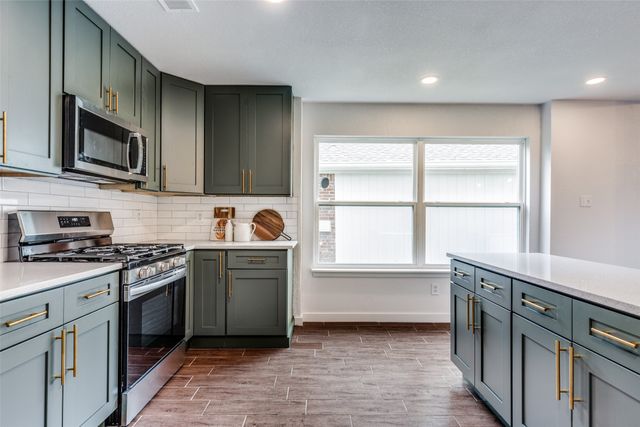 7602 Harbor Drive, Rowlett, TX 75088