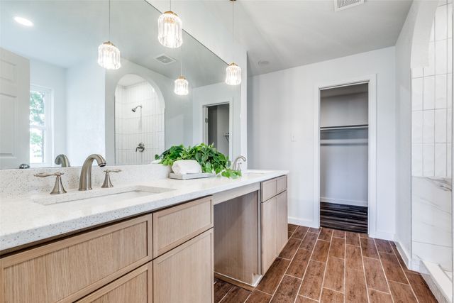 7602 Harbor Drive, Rowlett, TX 75088