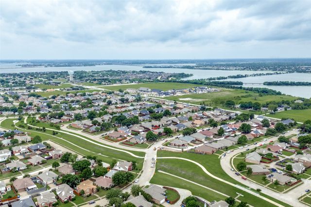 7602 Harbor Drive, Rowlett, TX 75088