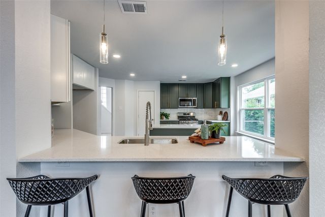 7602 Harbor Drive, Rowlett, TX 75088