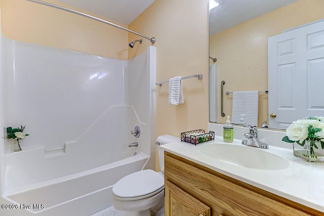 714 Summit Drive, Southport, NC 28461