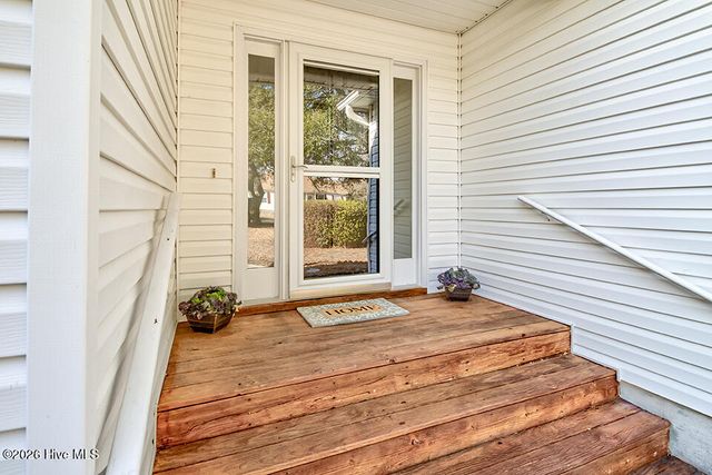 714 Summit Drive, Southport, NC 28461