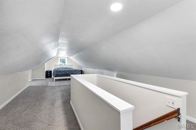 3827 Oakridge Boulevard, St Louis, MO 63121