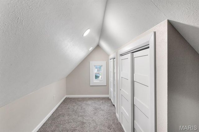 3827 Oakridge Boulevard, St Louis, MO 63121