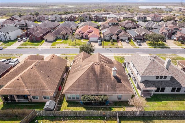 6534 Picante Dr, Corpus Christi, TX 78414