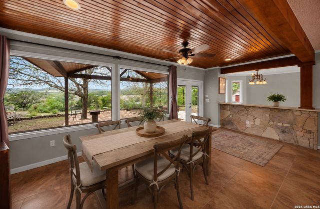 1094 Harper Road, Kerrville, TX 78028