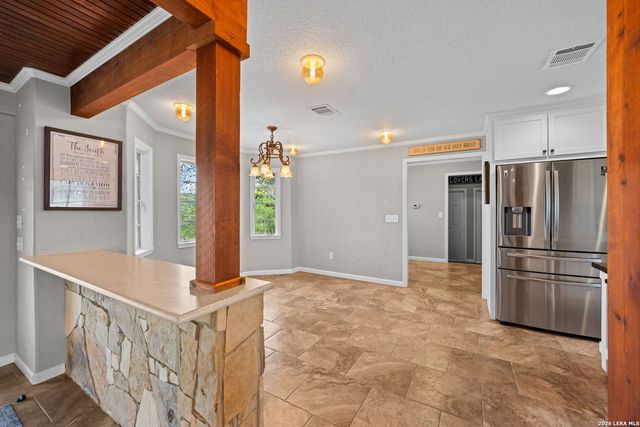 1094 Harper Road, Kerrville, TX 78028
