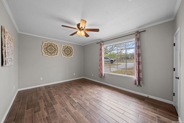1094 Harper Road, Kerrville, TX 78028