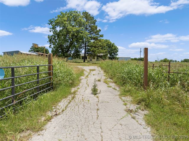 7740 Swayback, Sulphur, OK 73086