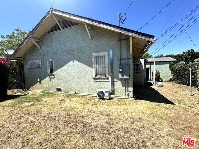 1620 West Boulevard, Los Angeles, CA 90019