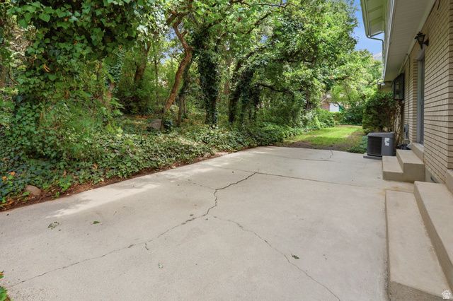 212 W BAYVIEW DR, Farmington, UT 84025