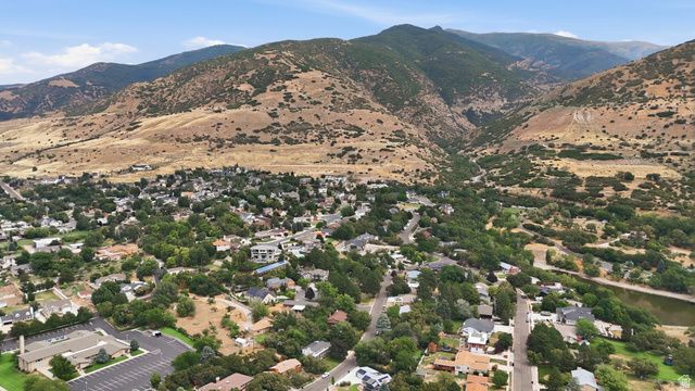 212 W BAYVIEW DR, Farmington, UT 84025