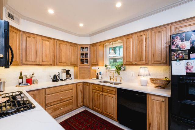 10800 Brazos Valley Lane, Little Rock, AR 72212