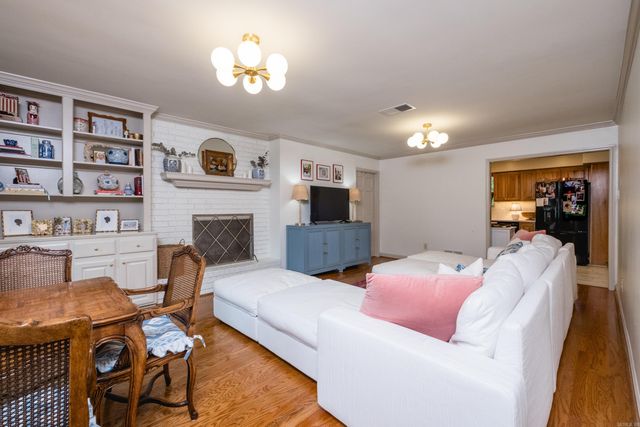 10800 Brazos Valley Lane, Little Rock, AR 72212