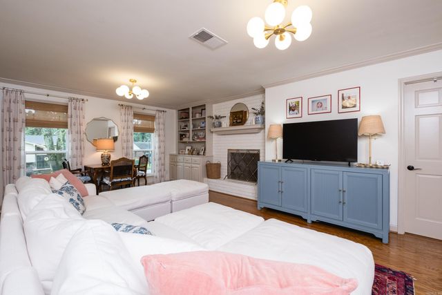 10800 Brazos Valley Lane, Little Rock, AR 72212