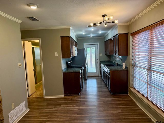 1152 Fairway Dr. West, Hideaway, TX 75771