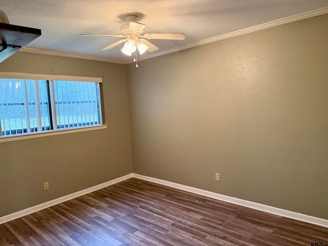 1152 Fairway Dr. West, Hideaway, TX 75771