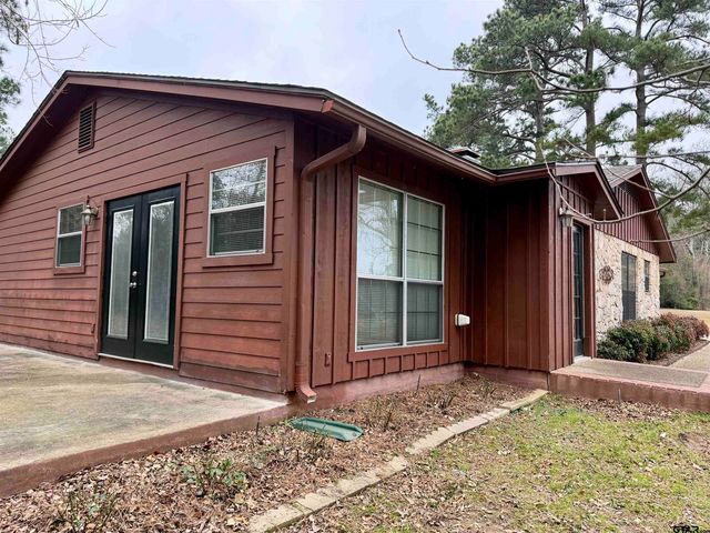 1152 Fairway Dr. West, Hideaway, TX 75771