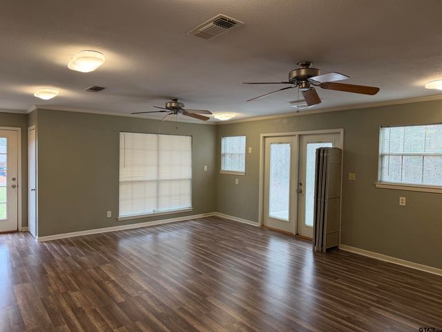 1152 Fairway Dr. West, Hideaway, TX 75771