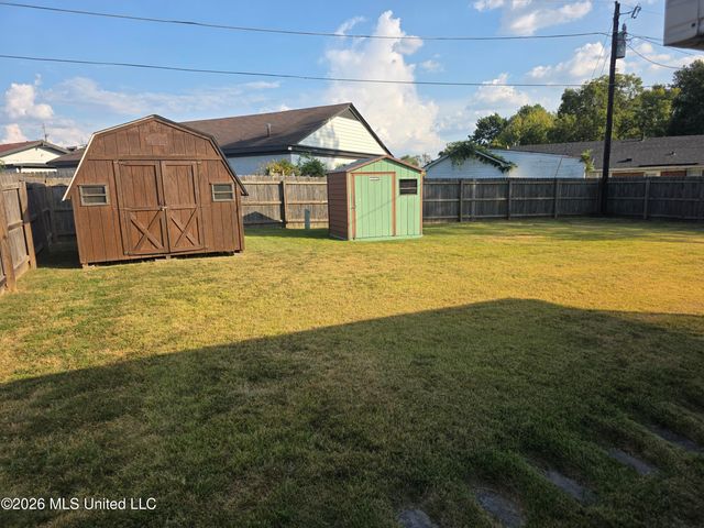 8362 Laurett Cove, Southaven, MS 38671