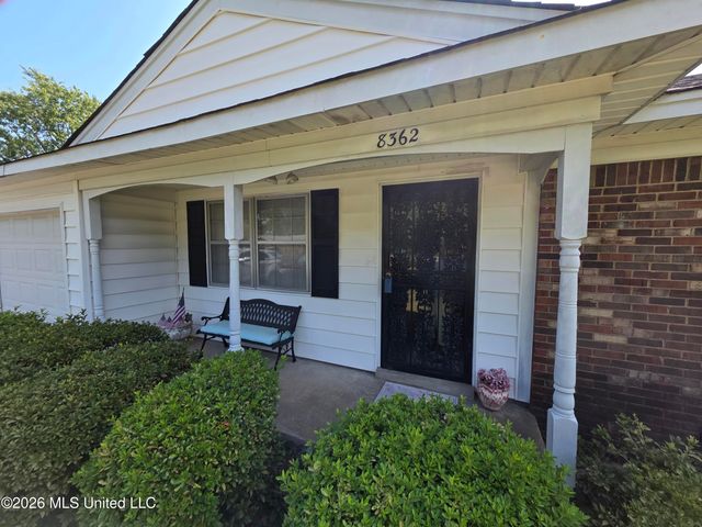 8362 Laurett Cove, Southaven, MS 38671