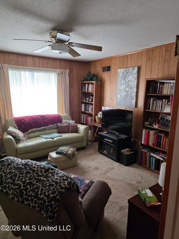8362 Laurett Cove, Southaven, MS 38671