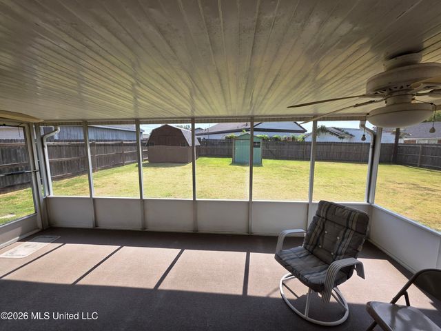8362 Laurett Cove, Southaven, MS 38671