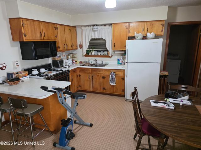 8362 Laurett Cove, Southaven, MS 38671