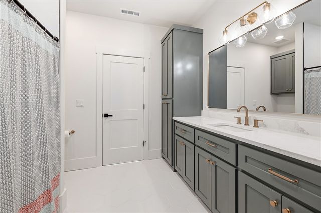 480 Ozark View Drive, Fayetteville, AR 72703