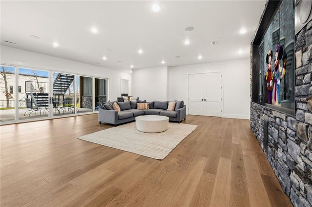 480 Ozark View Drive, Fayetteville, AR 72703