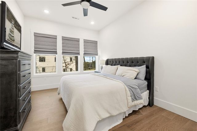 480 Ozark View Drive, Fayetteville, AR 72703