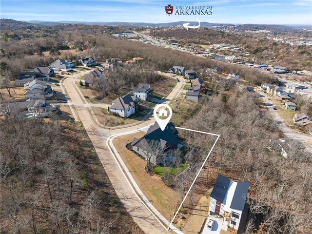480 Ozark View Drive, Fayetteville, AR 72703