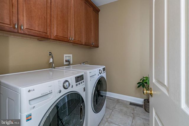 50 STONE CLIFF RD, Princeton, NJ 08540