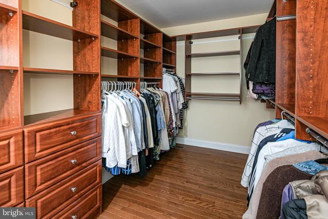 50 STONE CLIFF RD, Princeton, NJ 08540