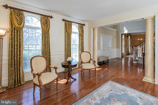 50 STONE CLIFF RD, Princeton, NJ 08540