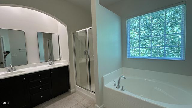 503 Panorama View Loop, Cary, NC 27519