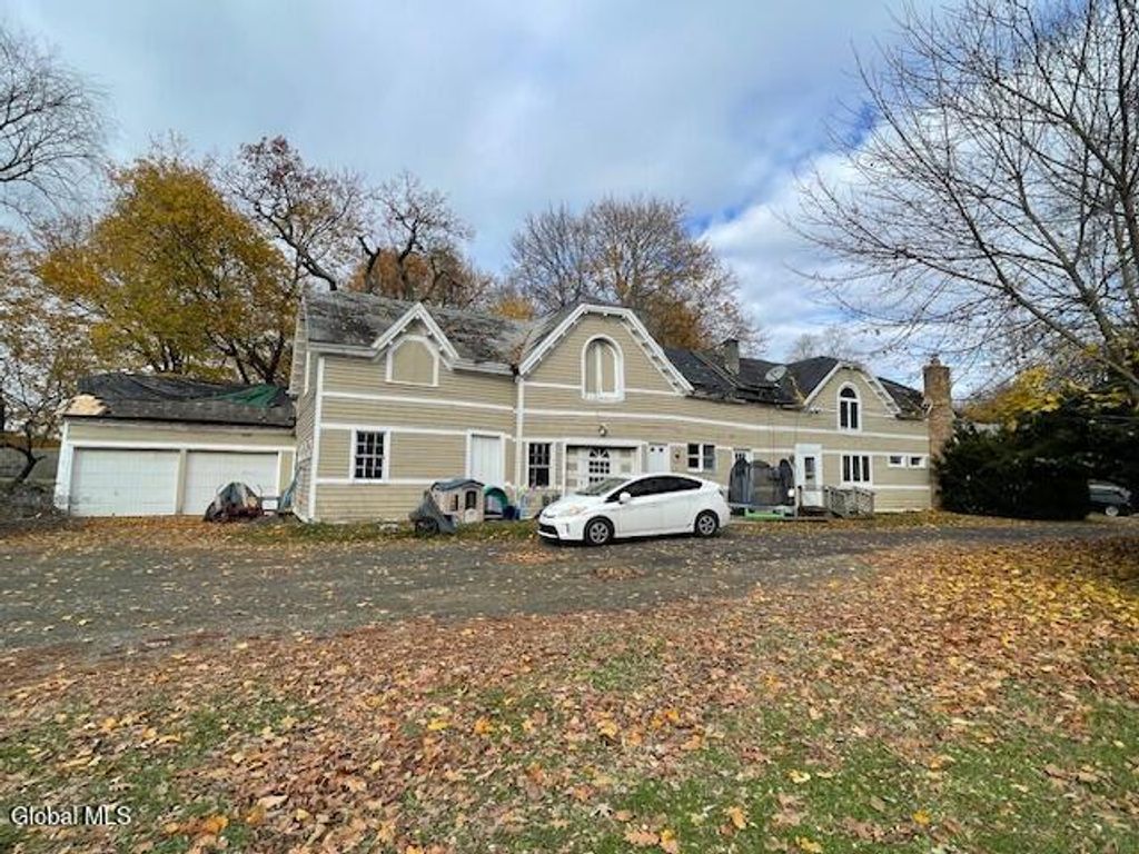 3648 Horseshoe Drive, Valatie, NY 12184