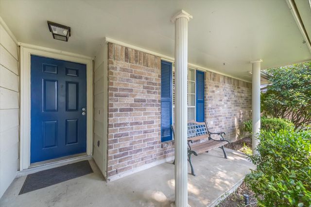 2227 Friarwood Trail, Kingwood, TX 77339