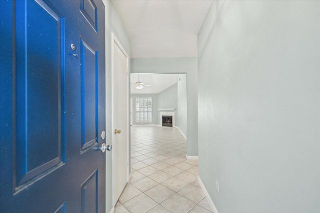2227 Friarwood Trail, Kingwood, TX 77339