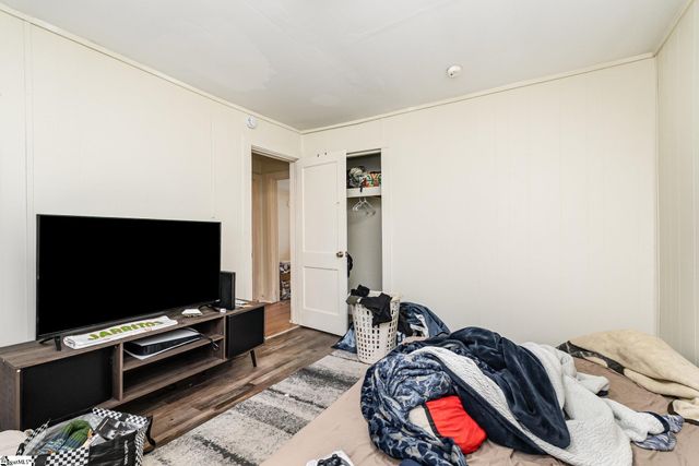 17 Bridwell Avenue, Greenville, SC 29607