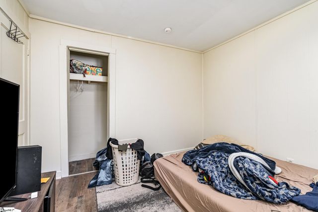 17 Bridwell Avenue, Greenville, SC 29607