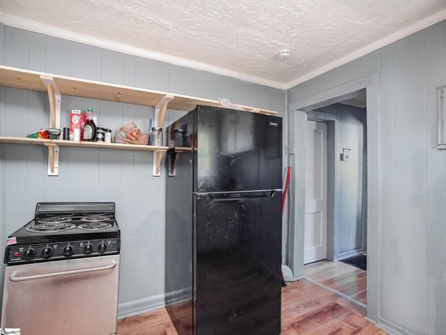 17 Bridwell Avenue, Greenville, SC 29607