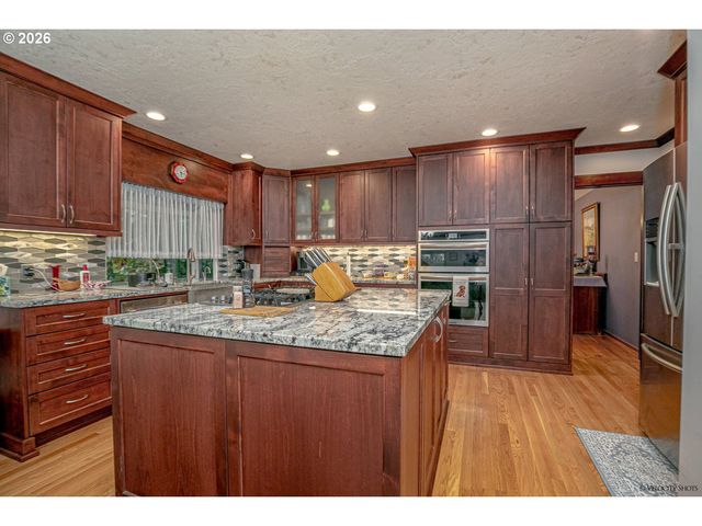 11051 Se 105TH Ave, Happy Valley, OR 97086