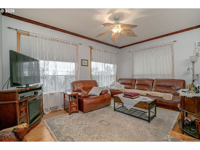 11051 Se 105TH Ave, Happy Valley, OR 97086