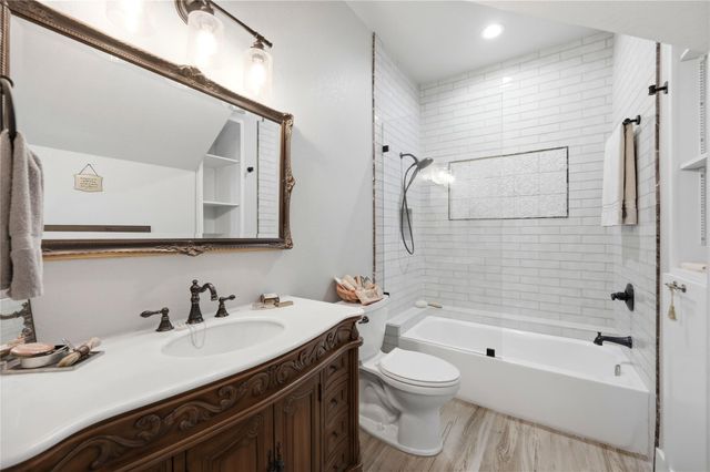 2160 Senora RDG, Canyon Lake, TX 78133