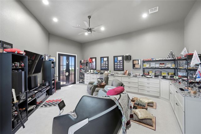 2160 Senora RDG, Canyon Lake, TX 78133